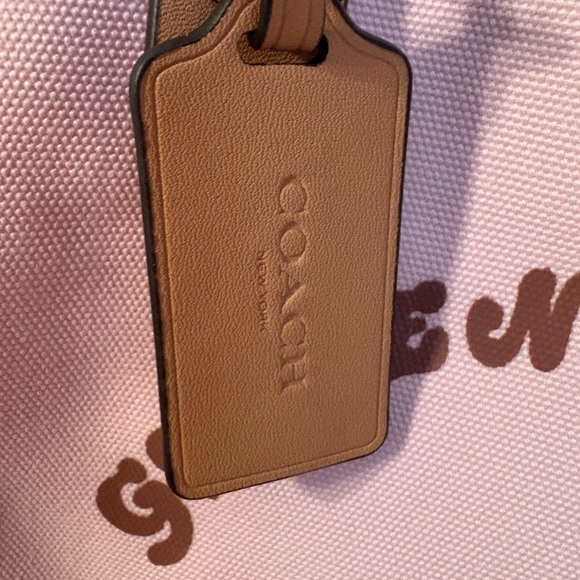 Large Coach Tote crafted of recycled canvas - Picture 3 of 7